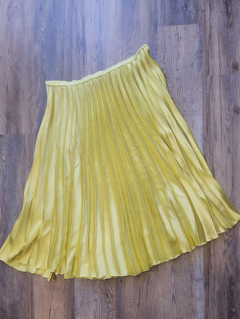 ASOS Curve Yellow Pleated Skirt